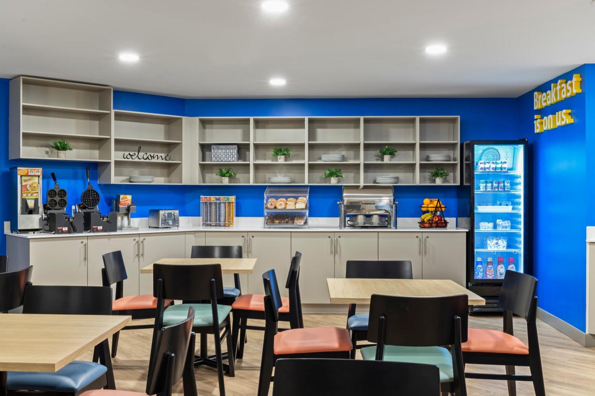 Days Inn By Wyndham Steinbach Εξωτερικό φωτογραφία