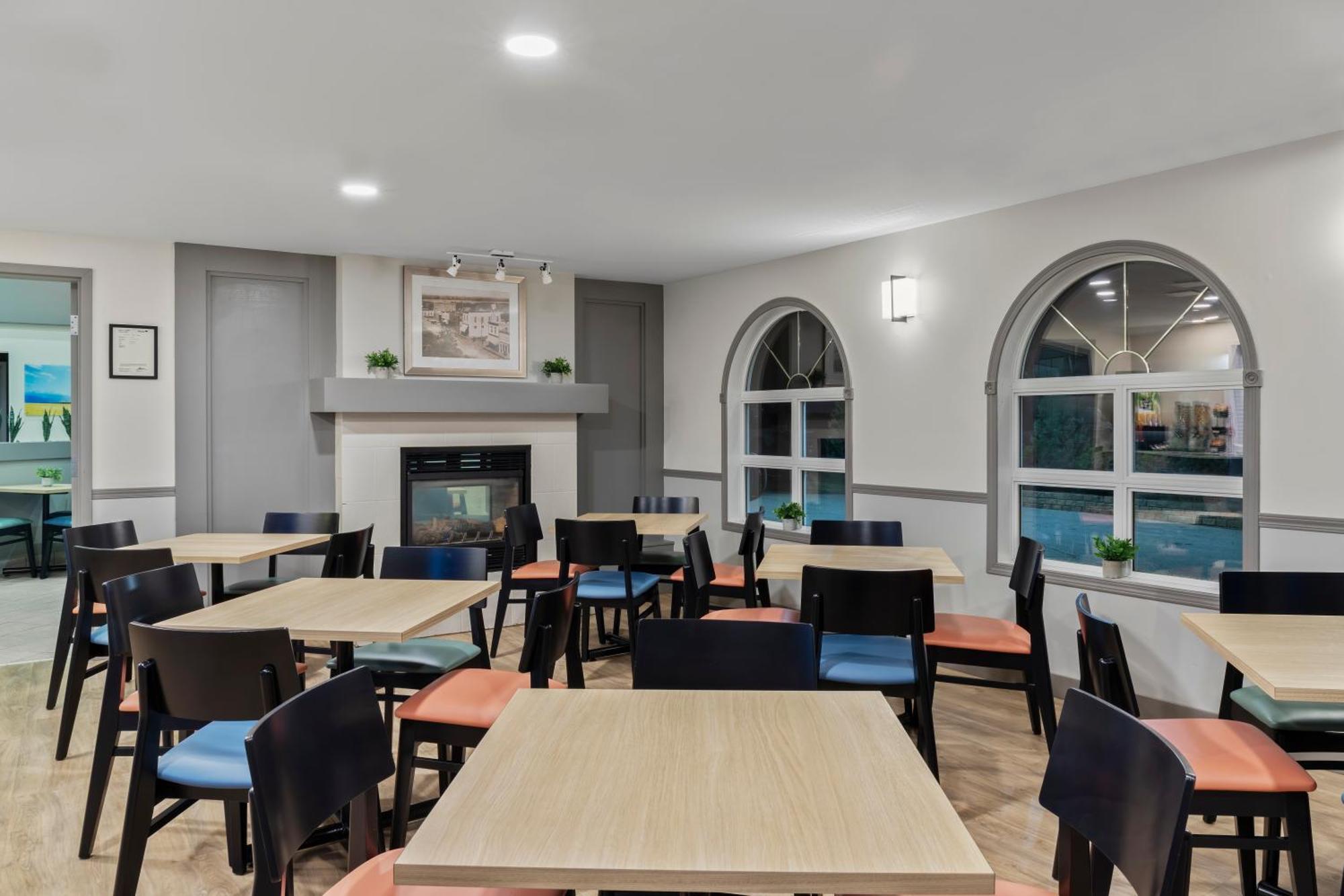 Days Inn By Wyndham Steinbach Εξωτερικό φωτογραφία
