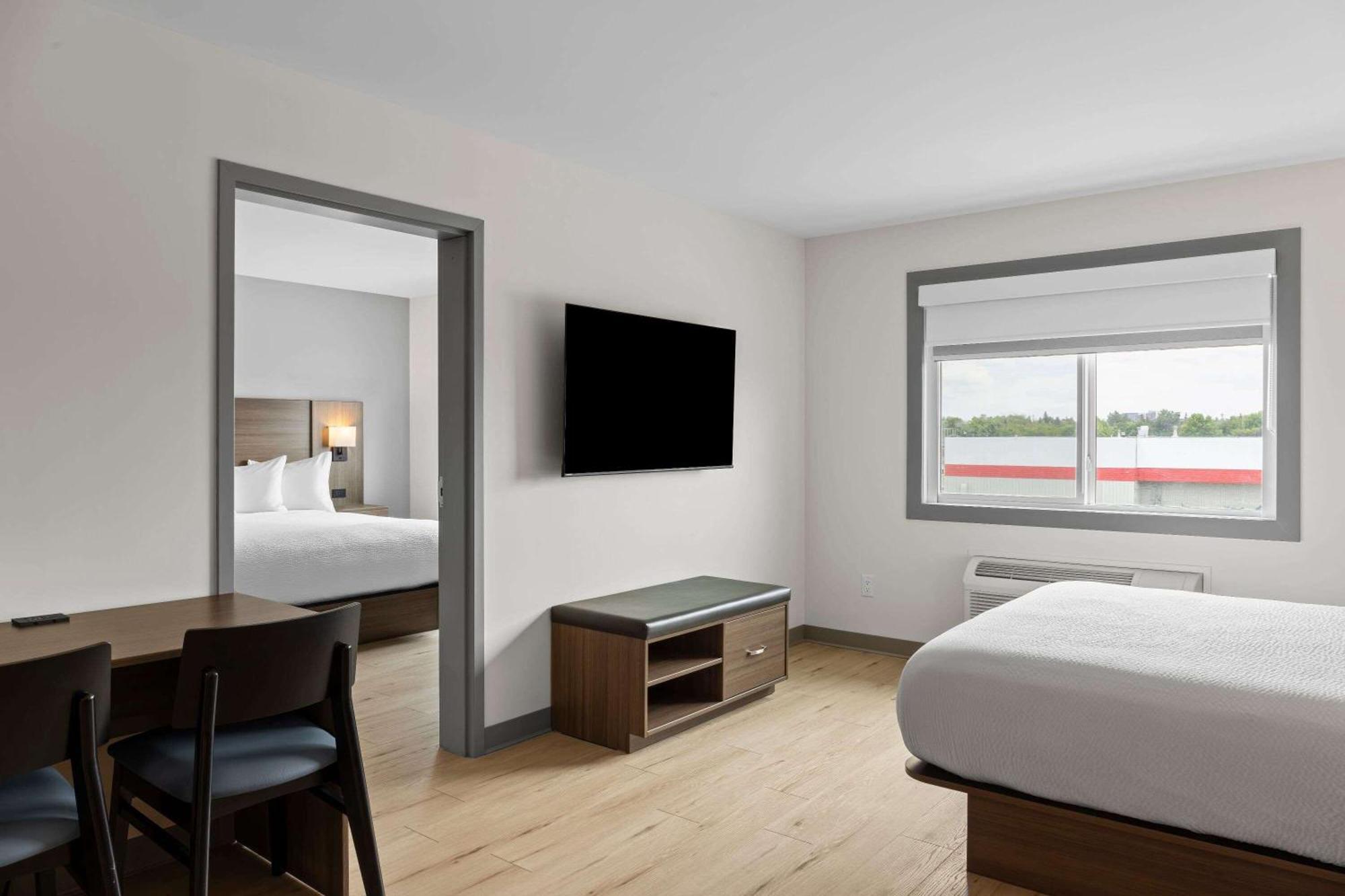 Days Inn By Wyndham Steinbach Εξωτερικό φωτογραφία