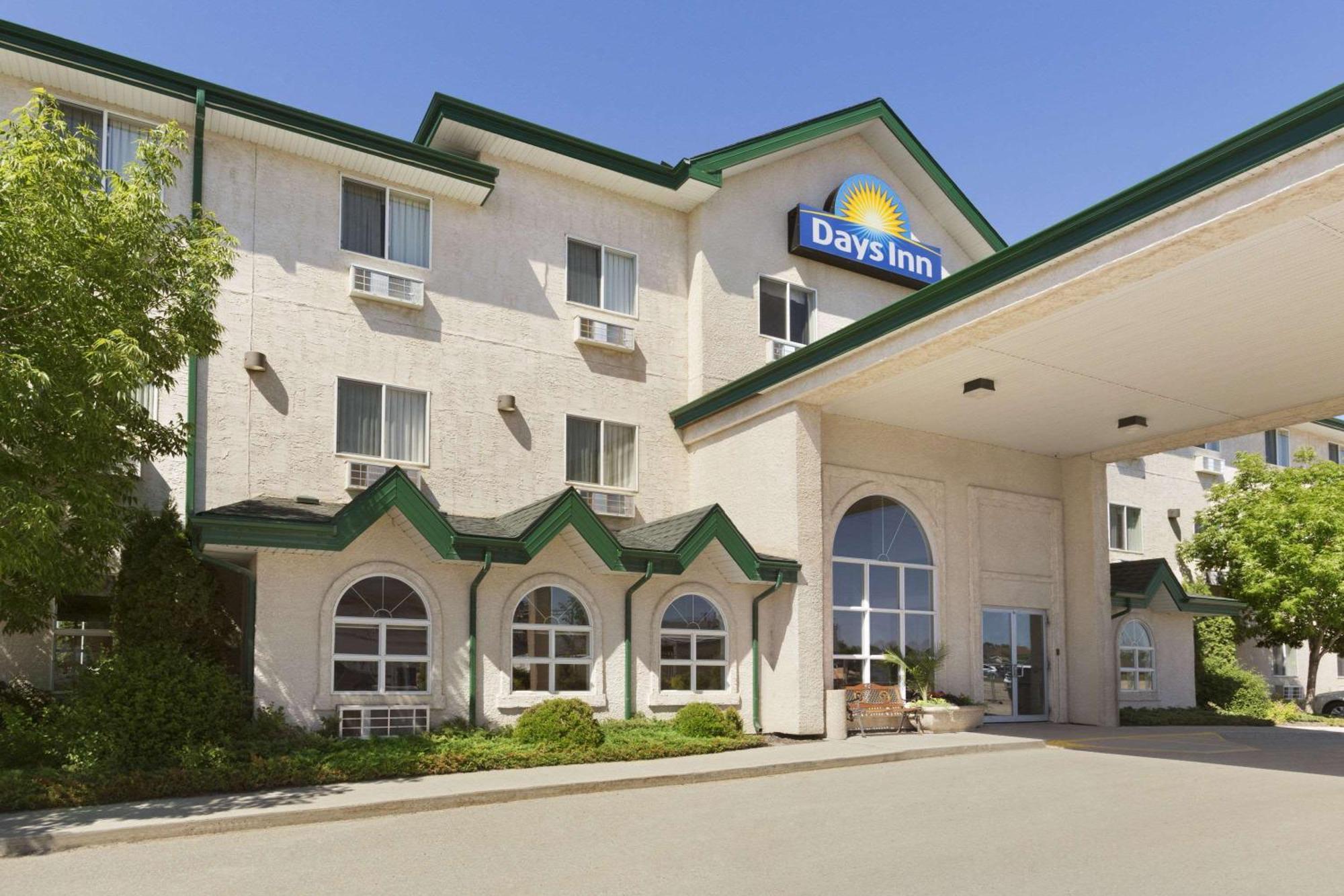 Days Inn By Wyndham Steinbach Εξωτερικό φωτογραφία